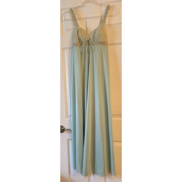 Vintage Olga Full Sweep Nightgown Mint Green Lace Front Size 36 - Picture 1 of 9